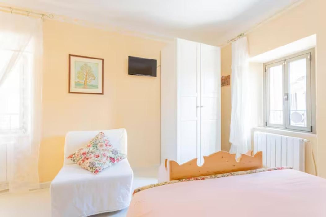 Montecosaro  B&B La Finestra Sul Campanile מראה חיצוני תמונה
